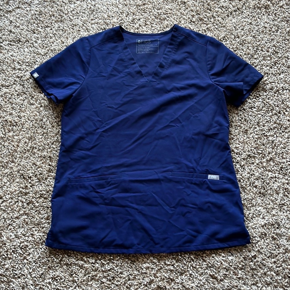 Figs Casma Three Pocket Scrub Top Size Small
